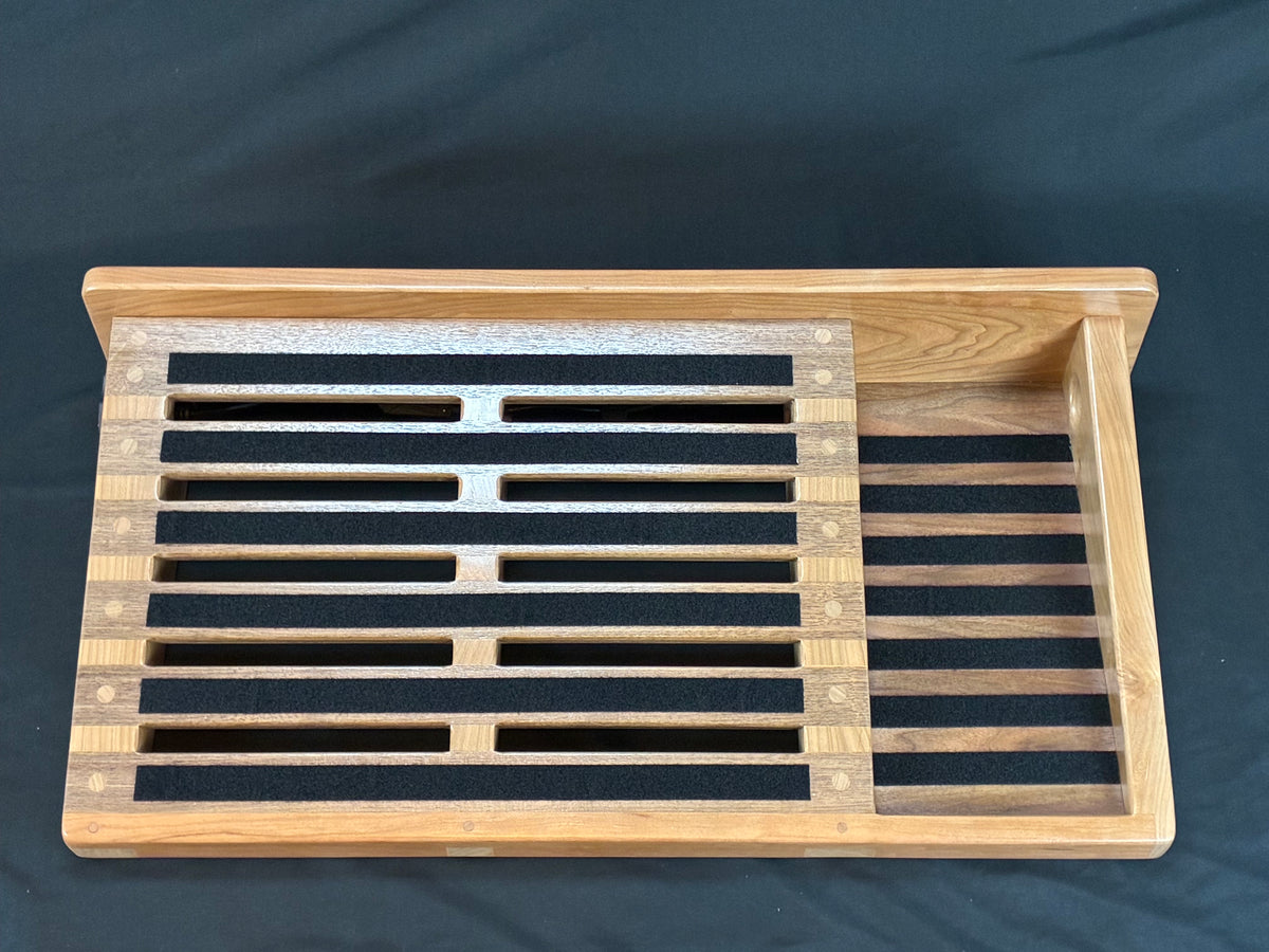 Studio Tour Pedal Board-31x16-Cherry-Walnut