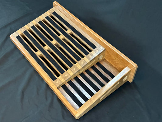 Studio Tour Pedal Board-31x16-Cherry-Walnut