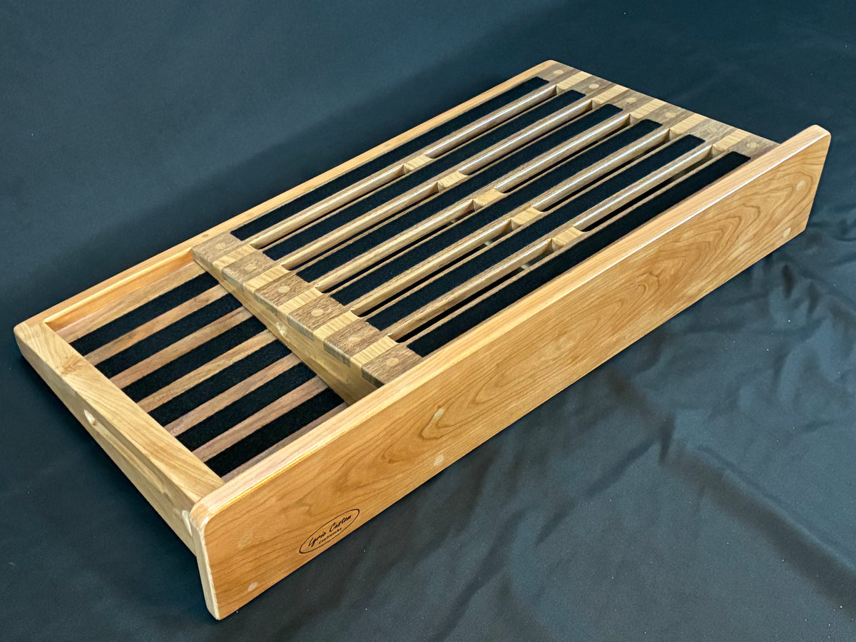 Studio Tour Pedal Board-31x16-Cherry-Walnut